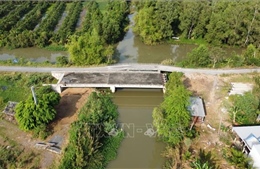 dong-thap-210223-1 Đồng Tháp: Chưa hoàn thành cầu Gáo Giồng sau nhiều năm xây dựng