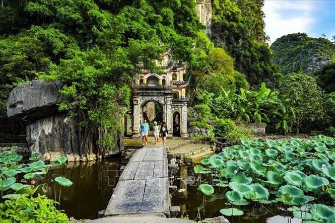 trang-an9-23424-1 Chú thích ảnh